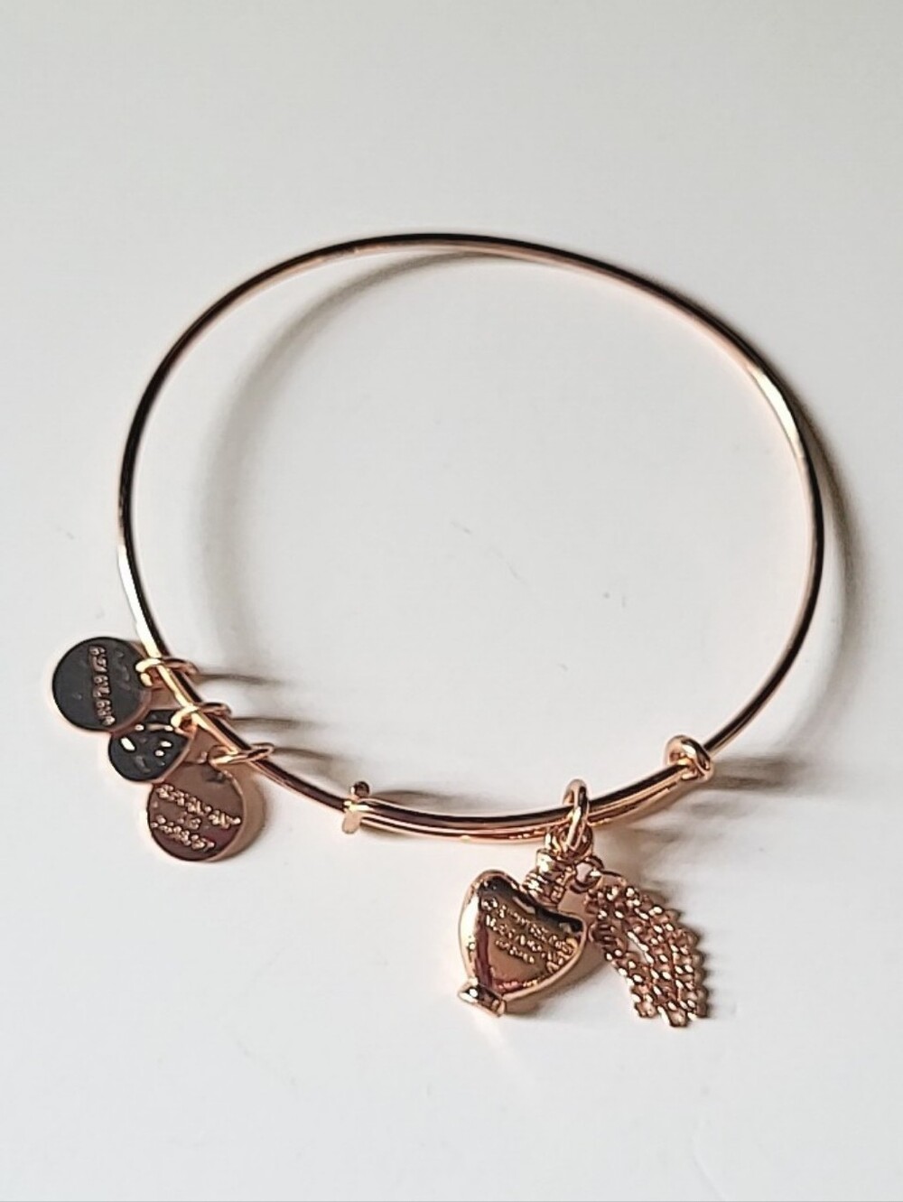 Love Potion Alex and Ani Bracelet - Harry Potter Collection - Picture 6 of 6